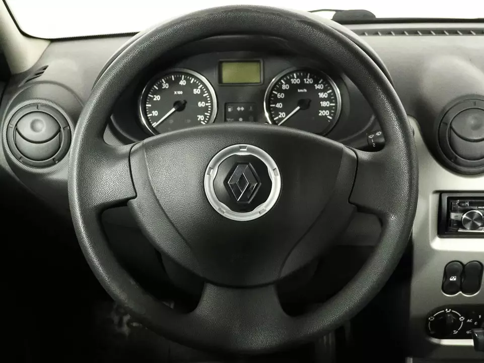 Renault Logan, фото №9