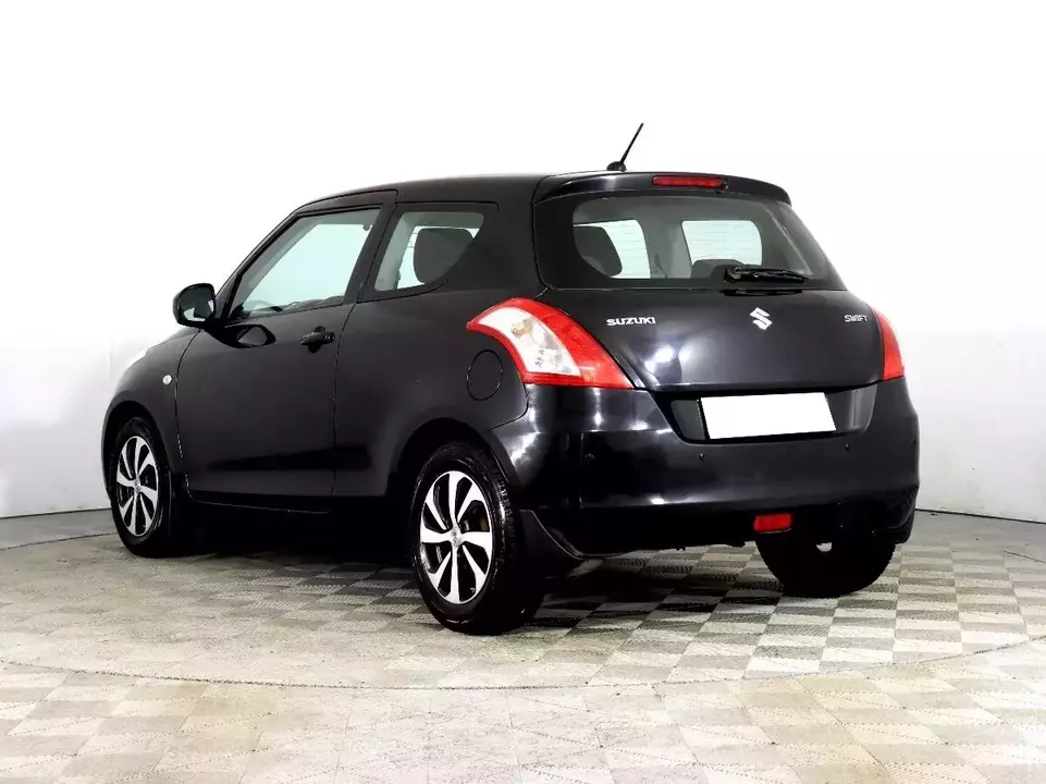 Suzuki Swift, фото №7