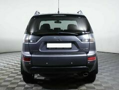 Mitsubishi Outlander II, фото №3