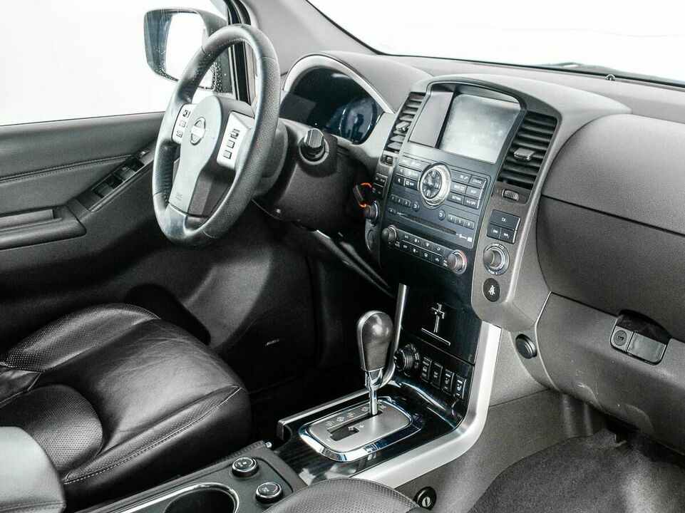 Nissan Pathfinder, фото №10