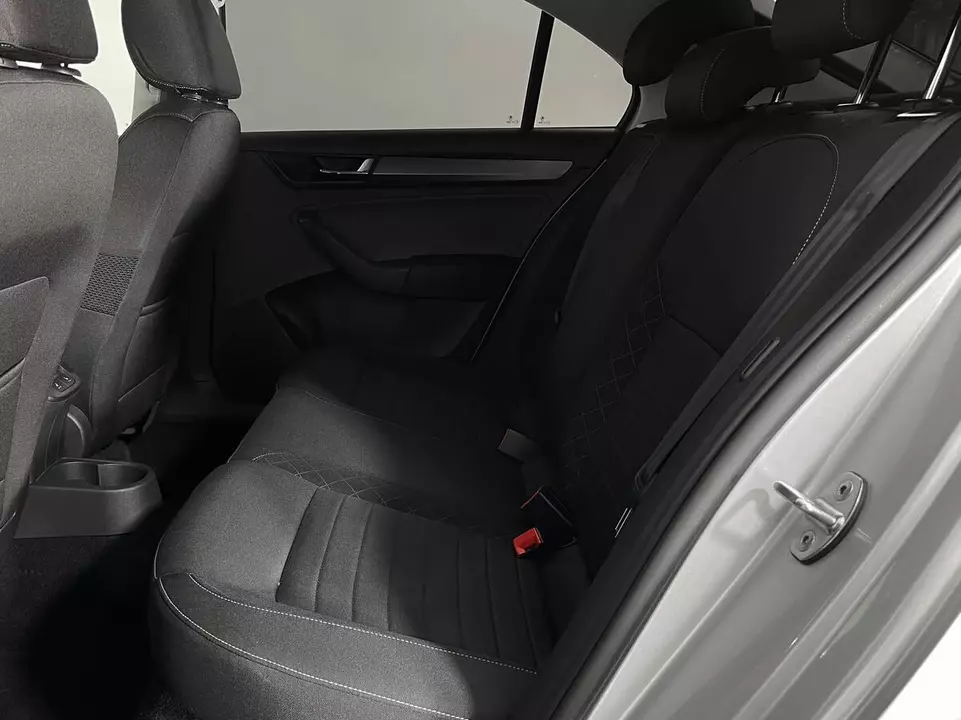 Skoda Rapid, фото №10