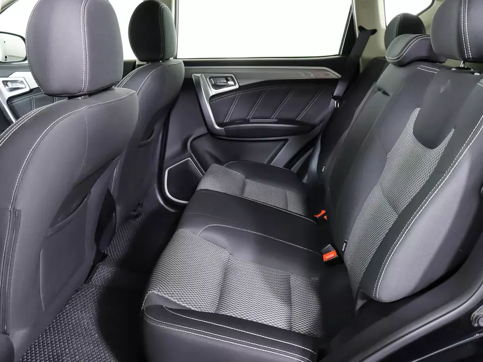 Geely Emgrand X7, фото №12
