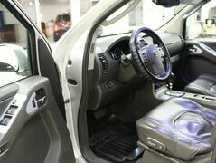 Nissan Pathfinder III, фото №7