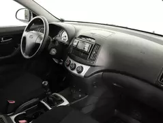 Hyundai Elantra, фото №7