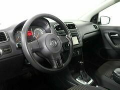 Volkswagen Polo 1.6 Автомат, фото №9