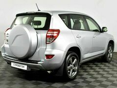 Toyota RAV4 2.0 Вариатор, фото №2