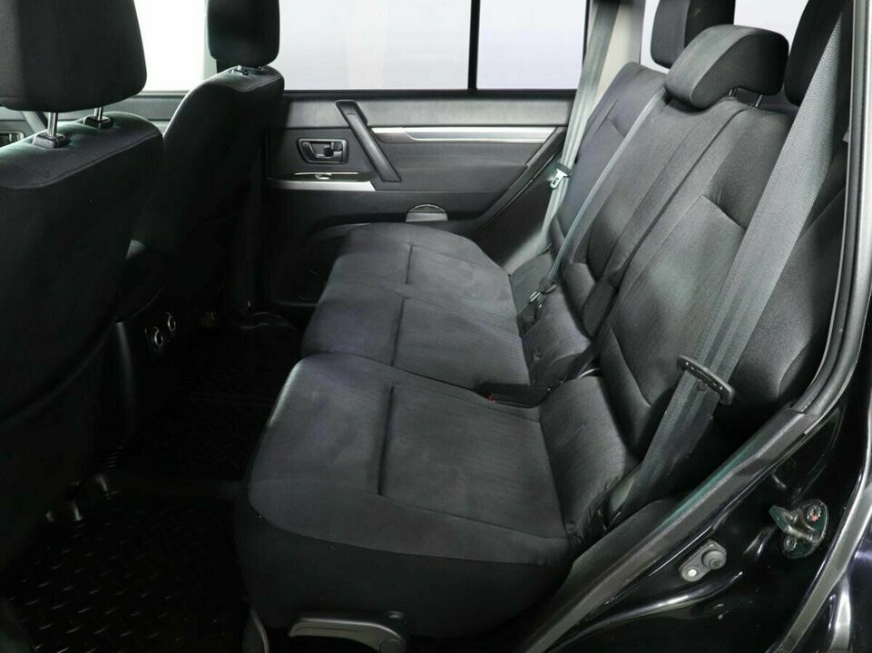Mitsubishi Pajero IV Рестайлинг 1, фото №11