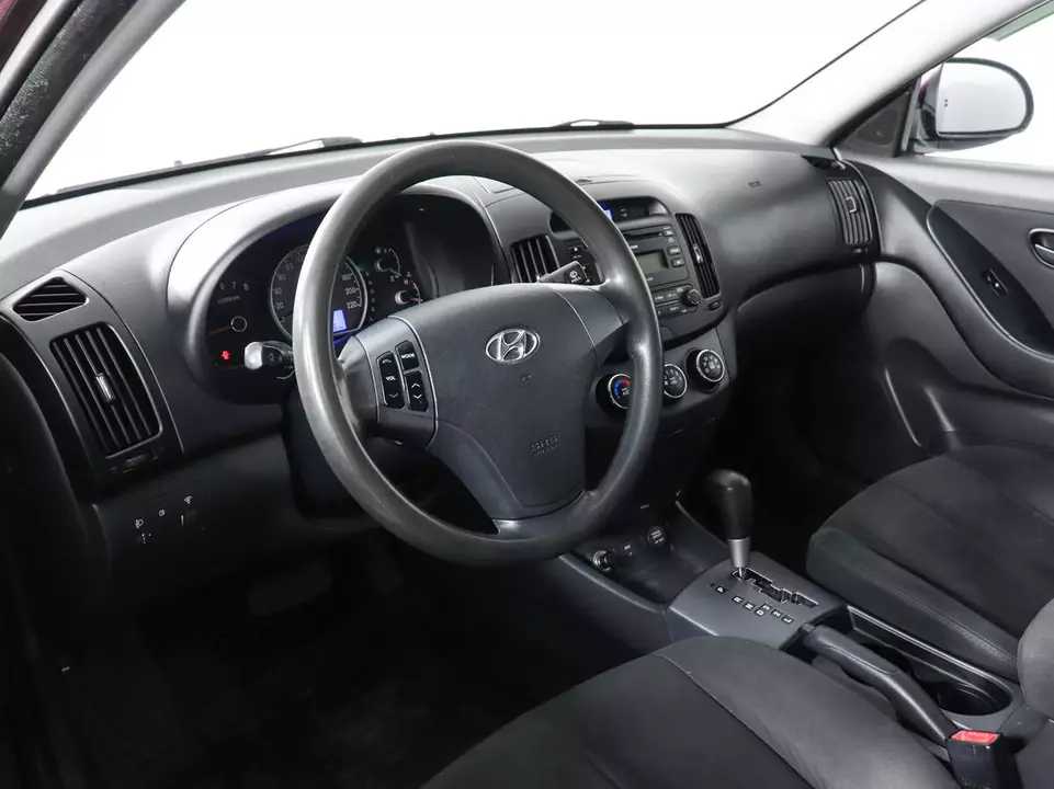 Hyundai Elantra, фото №9