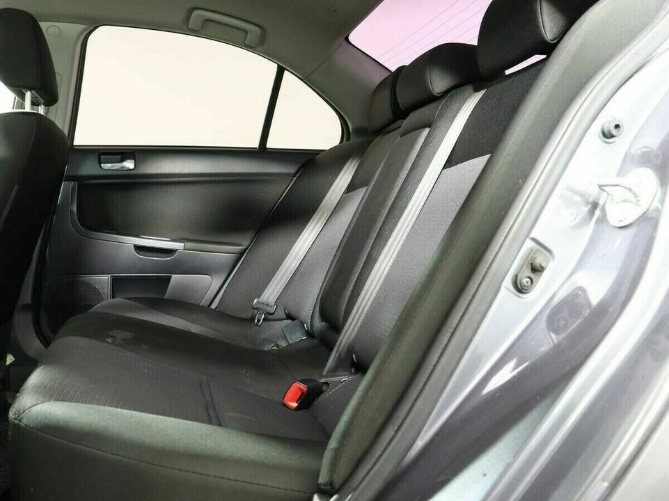 Mitsubishi Lancer X, фото №8