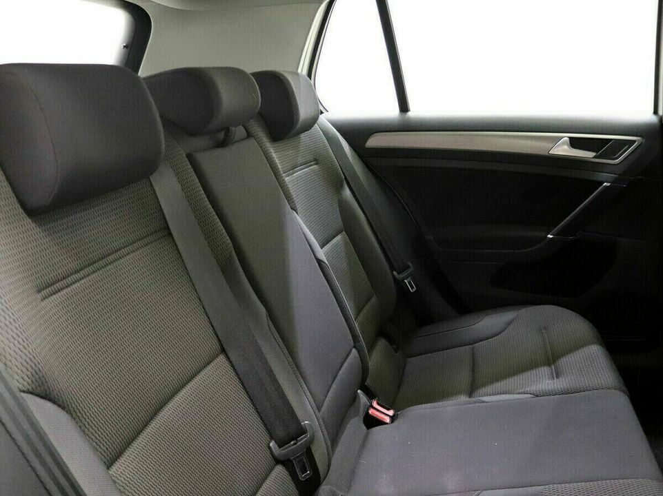 Volkswagen Golf VII, фото №7