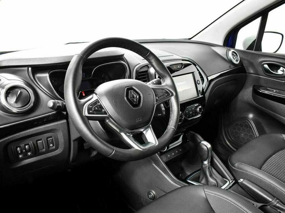 Renault kaptur cvt 2017 с пробегом 25 570 км, фото №6