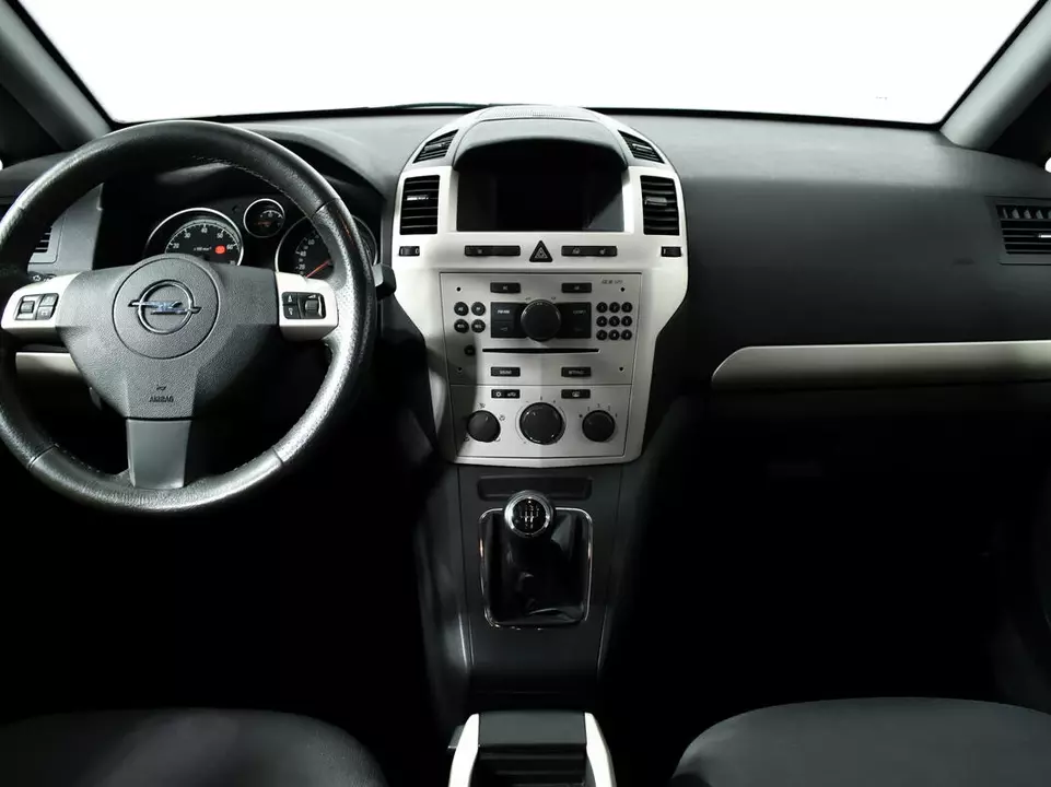 Opel Zafira, фото №11
