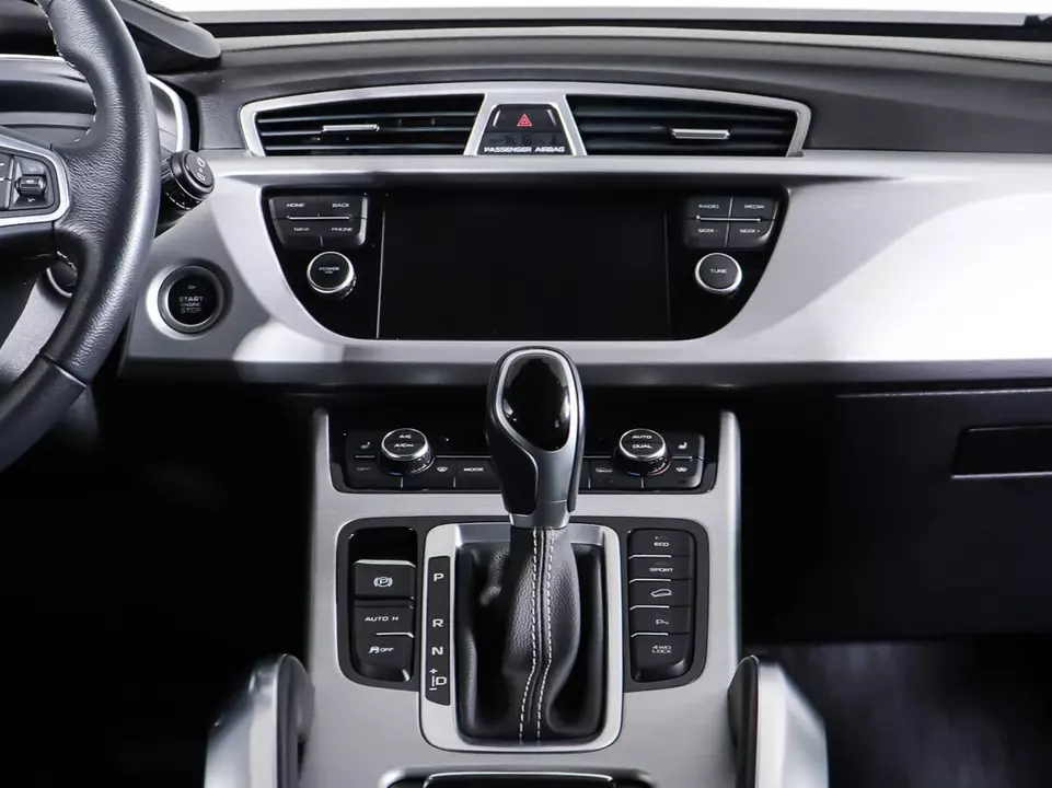Geely Atlas, фото №14