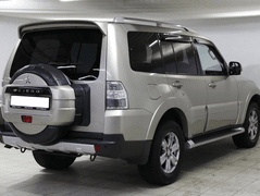 Mitsubishi Pajero IV, фото №5