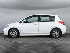 Nissan Tiida, фото №8