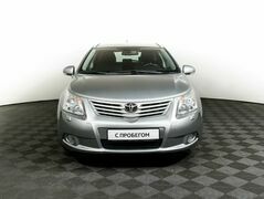 Toyota Avensis, фото №2