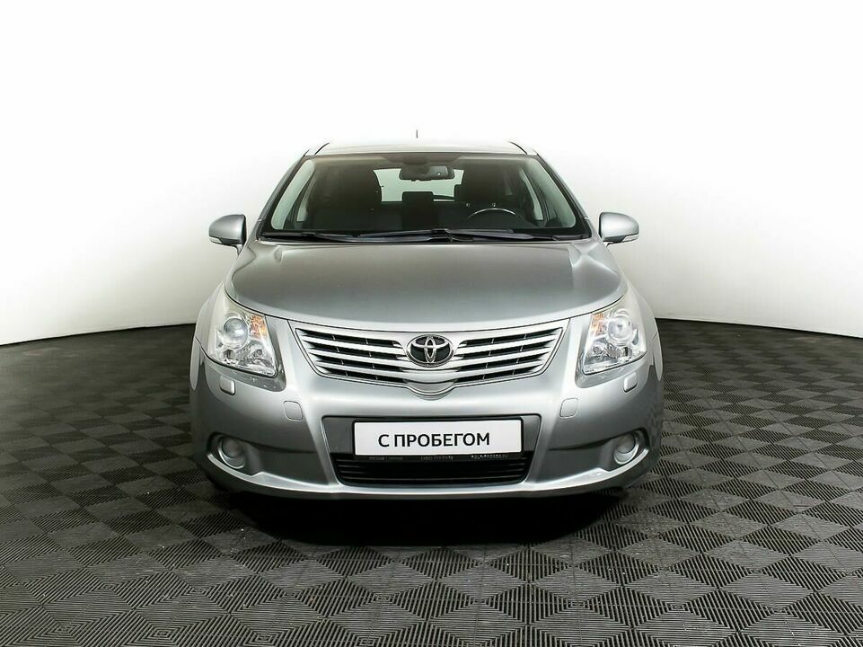 Toyota Avensis, фото №2