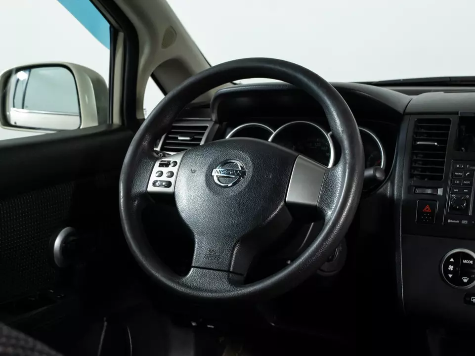 Nissan Tiida, фото №15