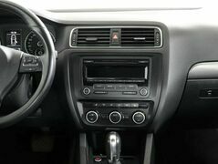 Volkswagen Jetta VI, фото №8