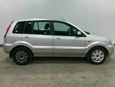 Ford Fusion I Рестайлинг, фото №2