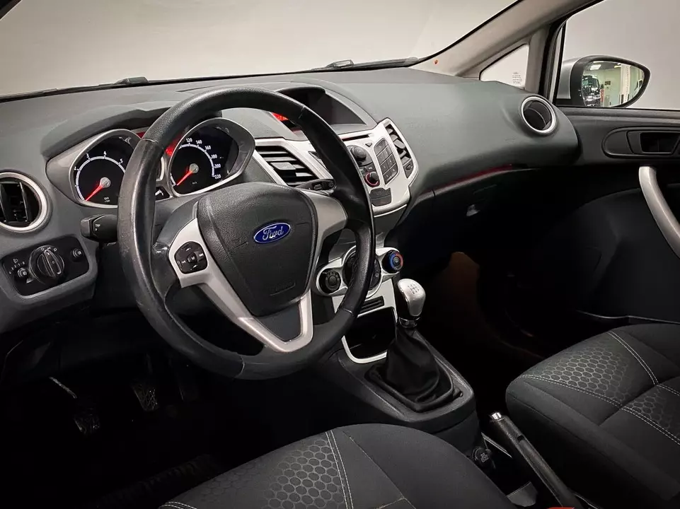 Ford Fiesta, фото №9
