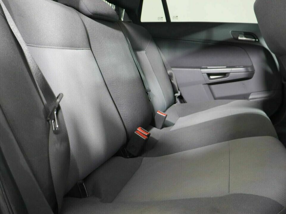 Opel Astra H Рестайлинг, фото №8