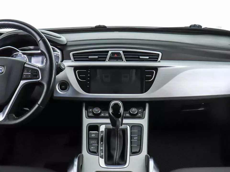 Geely Atlas, фото №12