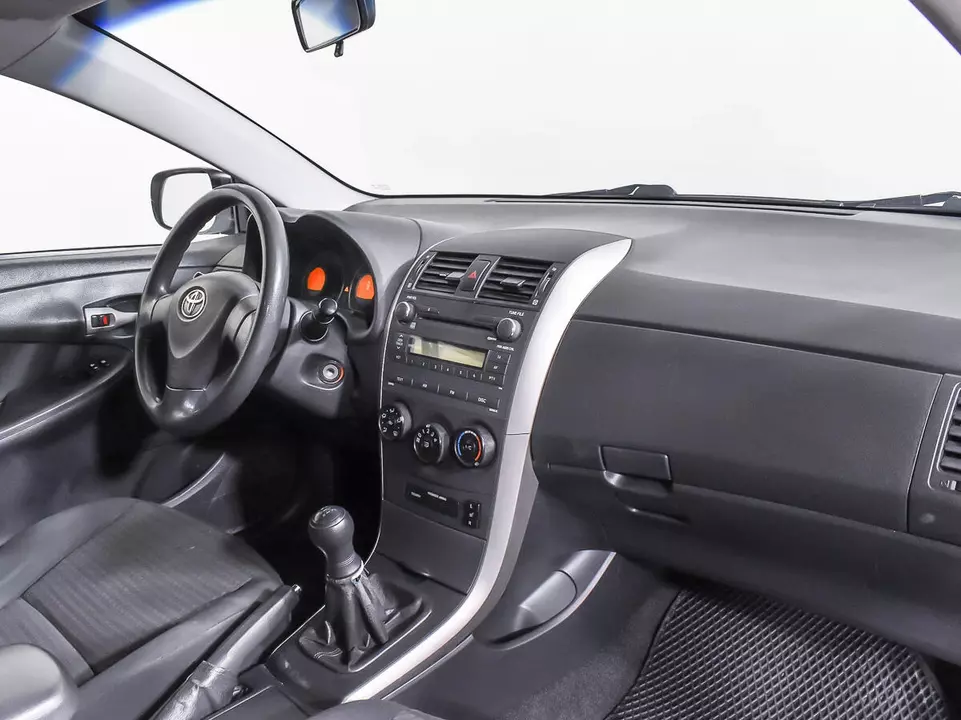 Toyota Corolla, фото №11