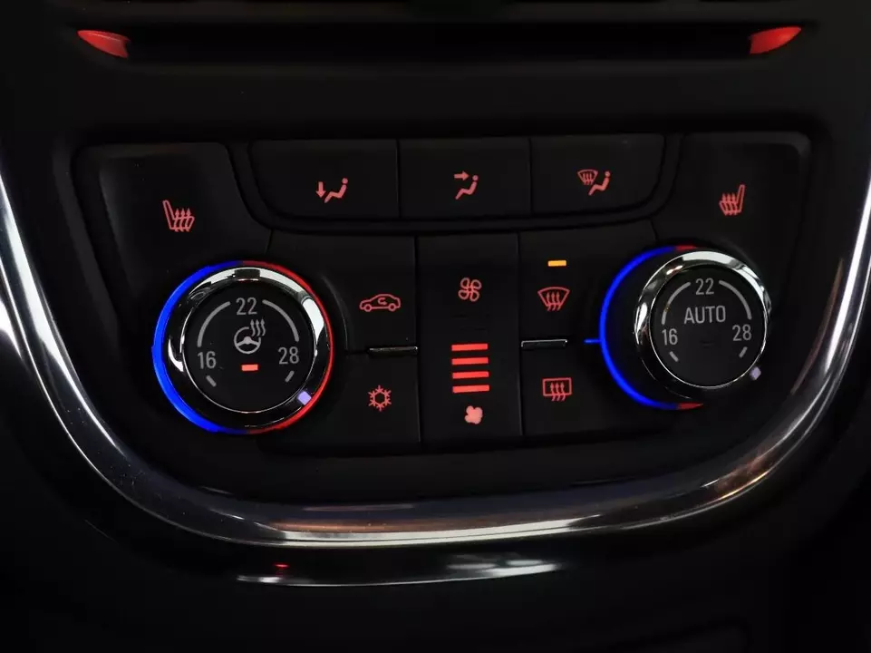 Opel Mokka, фото №19