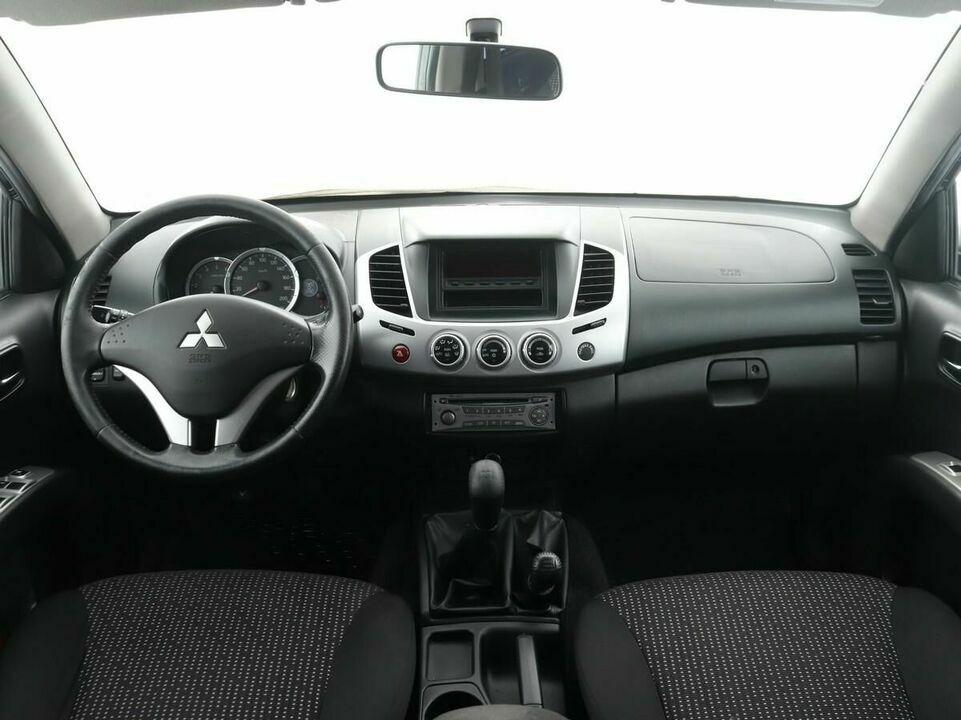 Mitsubishi L200, фото №4
