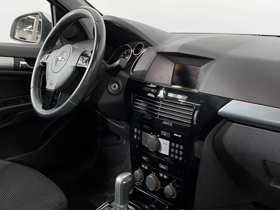 Opel Astra, фото №9