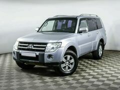 Mitsubishi Pajero IV, фото №1
