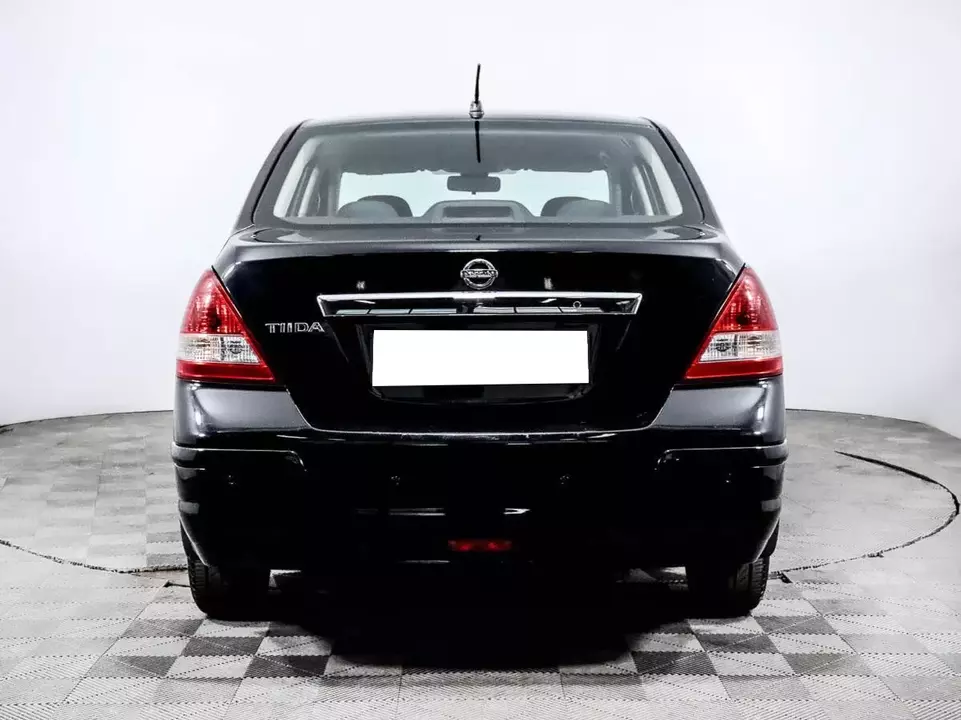 Nissan Tiida, фото №3