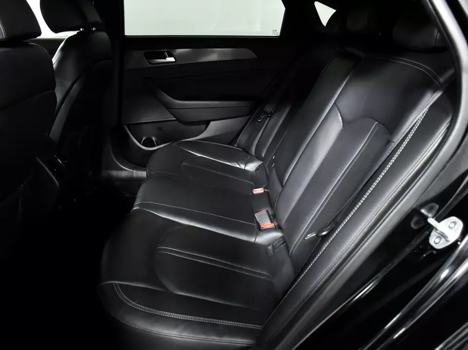 Hyundai Sonata, фото №11