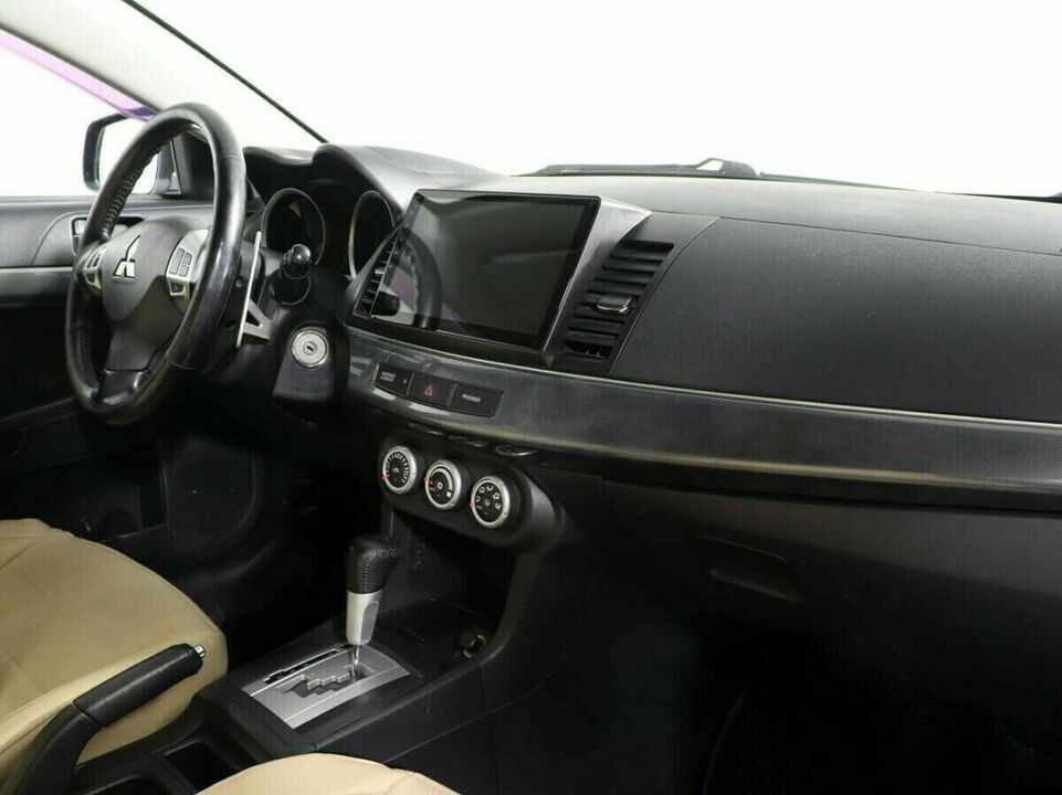 Mitsubishi Lancer X, фото №9