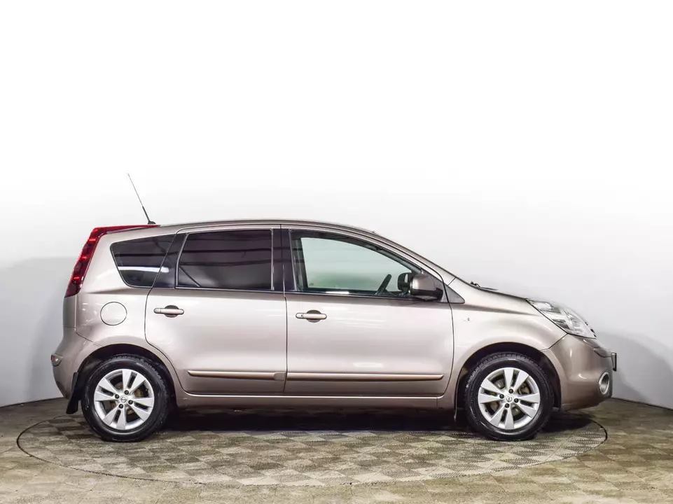 Nissan Note, фото №4