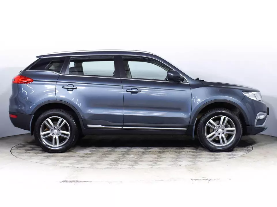 Geely Atlas, фото №4