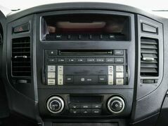 Mitsubishi Pajero IV, фото №8
