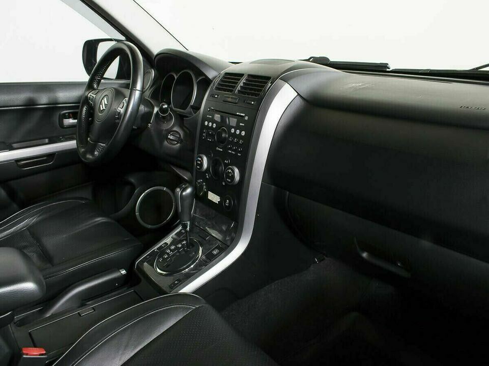 Suzuki Grand Vitara III Рестайлинг, фото №5