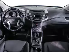 Hyundai Elantra, фото №13