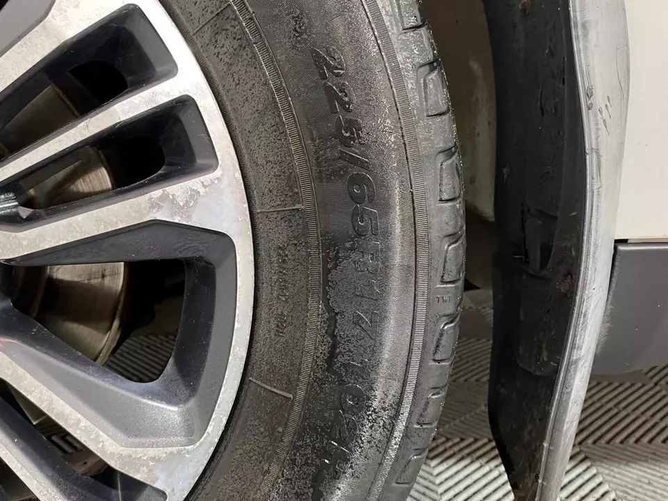 Geely Emgrand X7, фото №23
