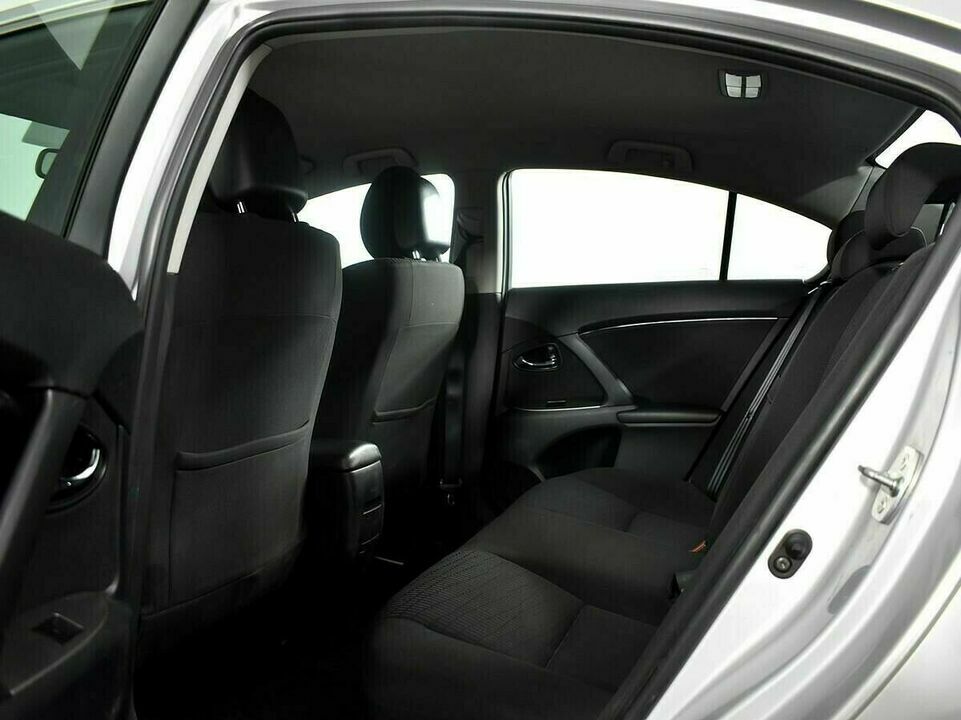 Toyota Avensis III, фото №5