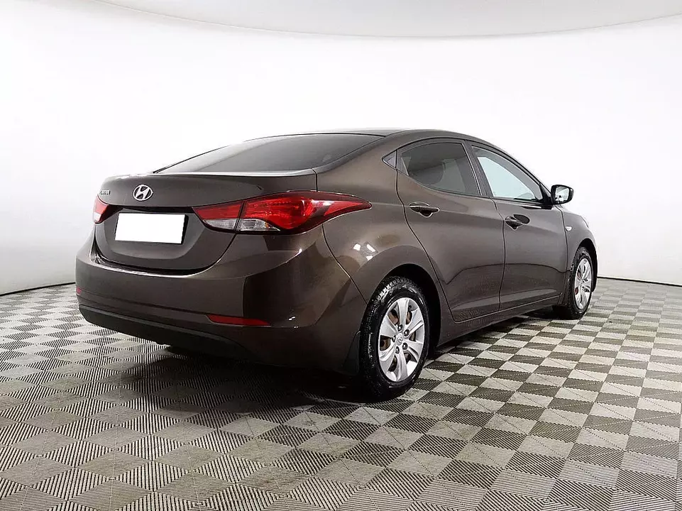 Hyundai Elantra, фото №5