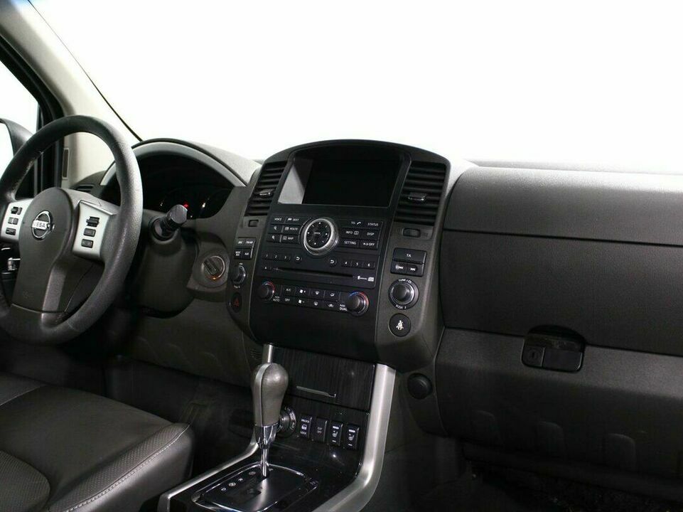 Nissan Pathfinder III Рестайлинг, фото №7
