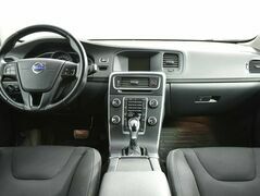 Volvo S60 II Рестайлинг, фото №5
