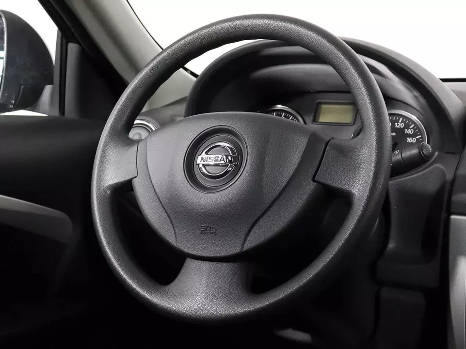Nissan Almera, фото №9