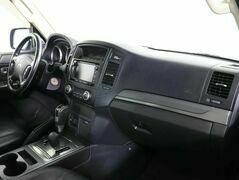 Mitsubishi Pajero IV Рестайлинг 1, фото №10