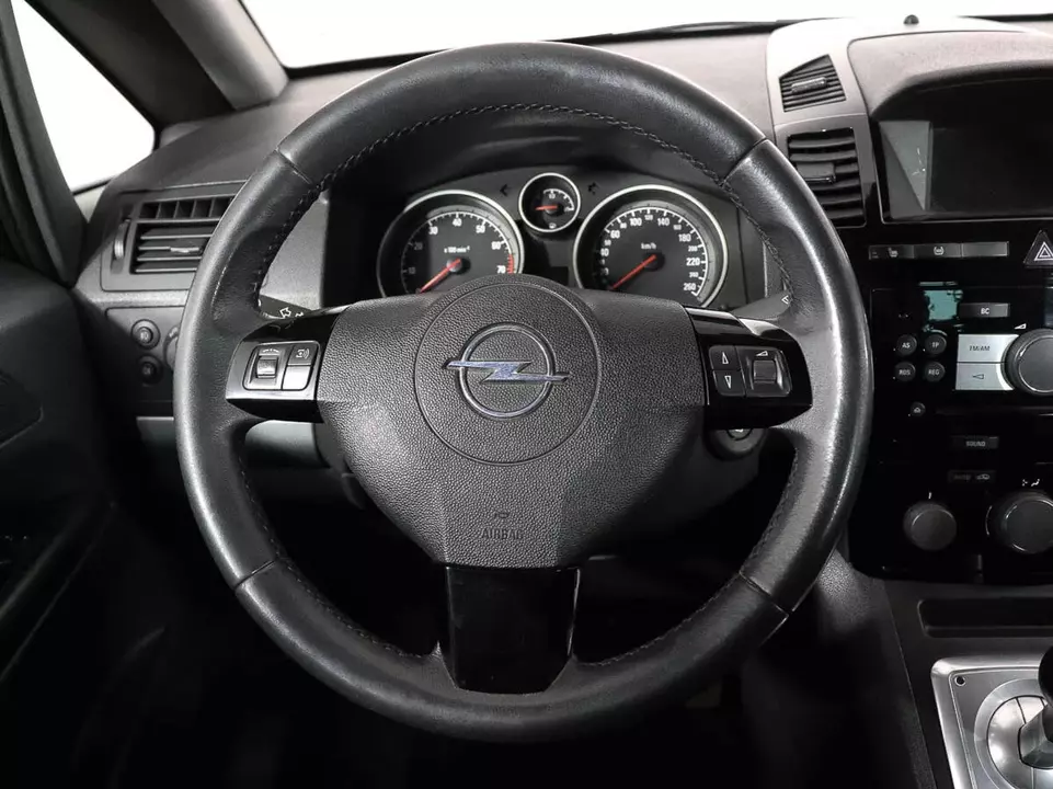 Opel Zafira, фото №9