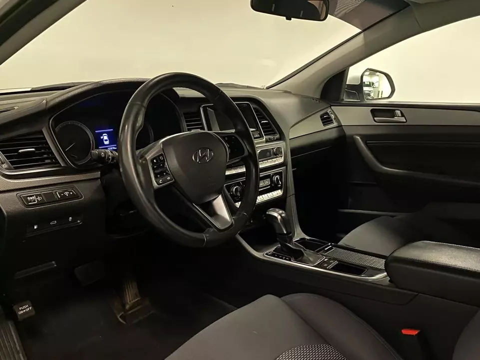 Hyundai Sonata, фото №9