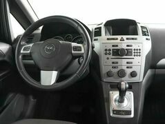 Opel Zafira B Рестайлинг, фото №6